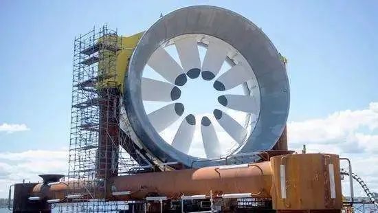 潮汐發電與海上太陽能 引領新能源未來的雙翼